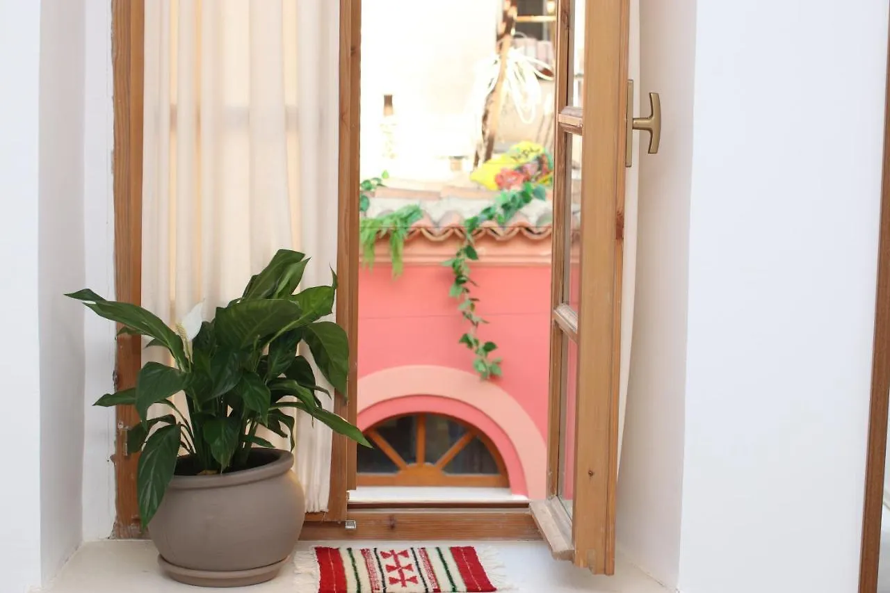Vlorë Gaia Bed & Breakfast アルバニア