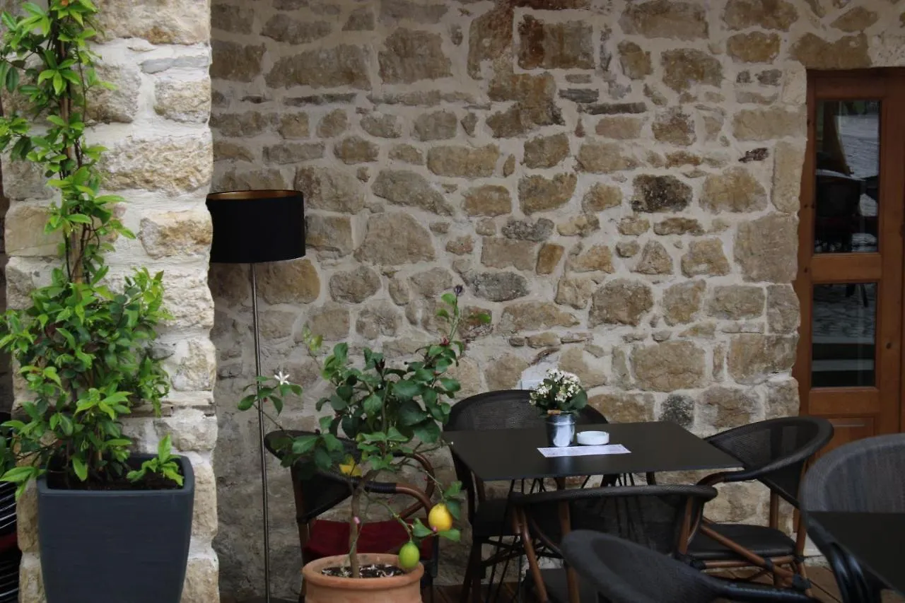 Gaia Bed & Breakfast Vlore 0*,